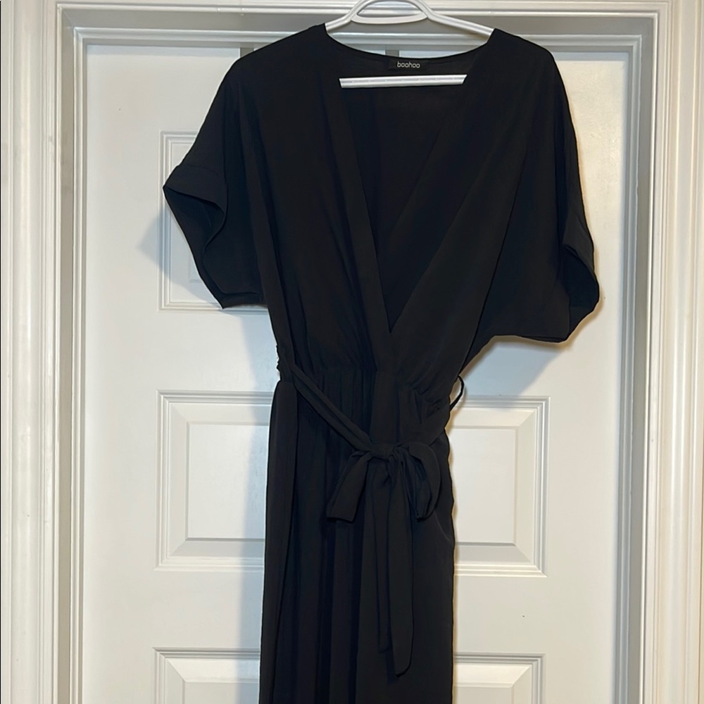 PLUS WOVEN BELTED WIDE LEG JUMPSUIT